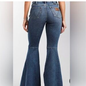 NWT Wrangler Retro High Rise Flare Jeans